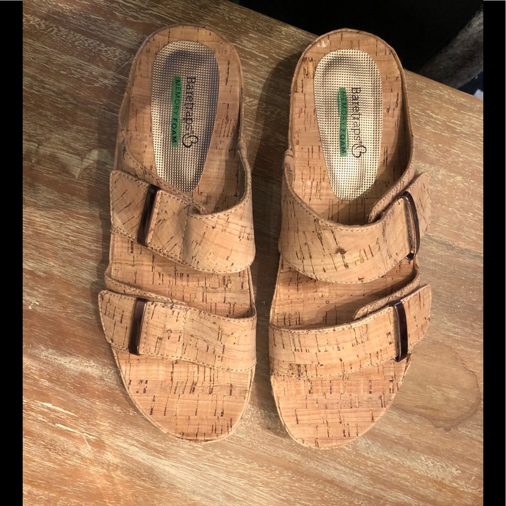 BareTraps  Memory Foam Cork Sandals Size 8 M